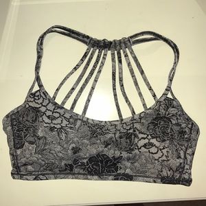 RARE!! Lululemon Bra Size 6